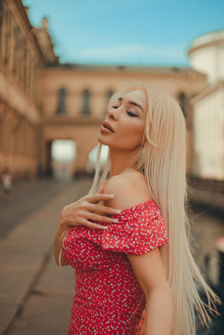 Цветана проститутка интим салон СПб у метро Фрунзенская бляди салон